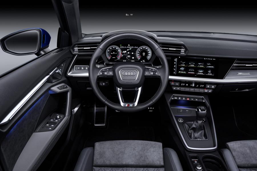 Торпедо Audi A3 Sportback 35 TFSI 2020 года  (WW) (фото 25 из 57)